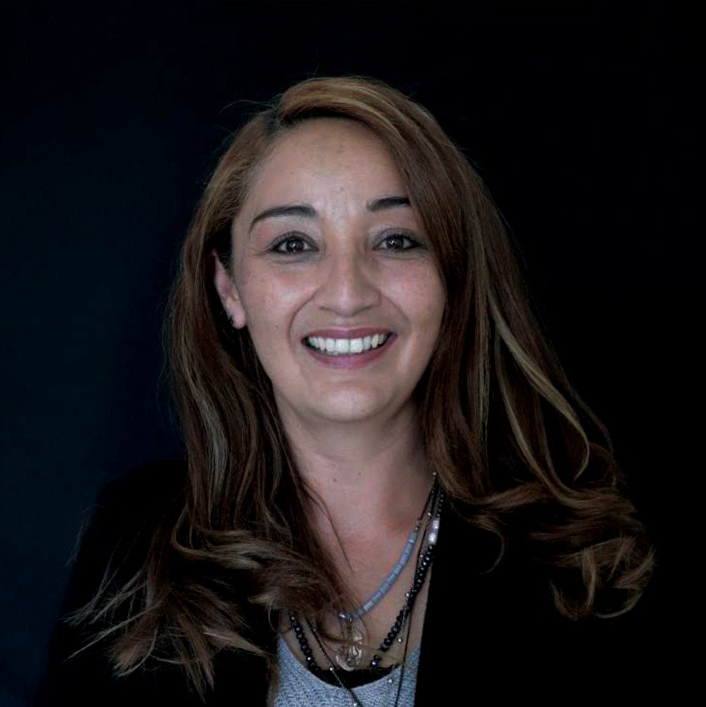 Julia Olivares Gómez